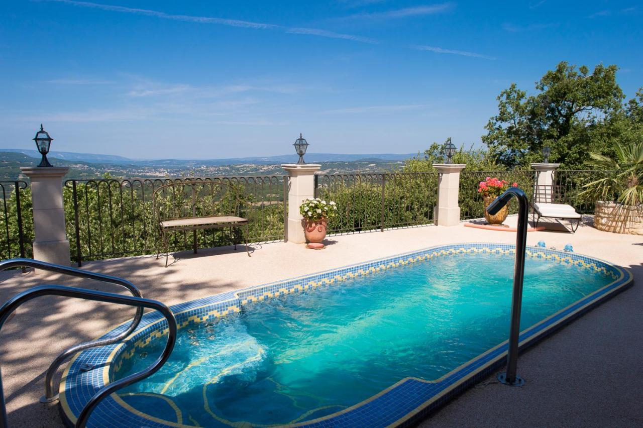 Sur Les Hauteurs Du Luberon-Chez Lisett Bed and Breakfast Caseneuve Eksteriør billede